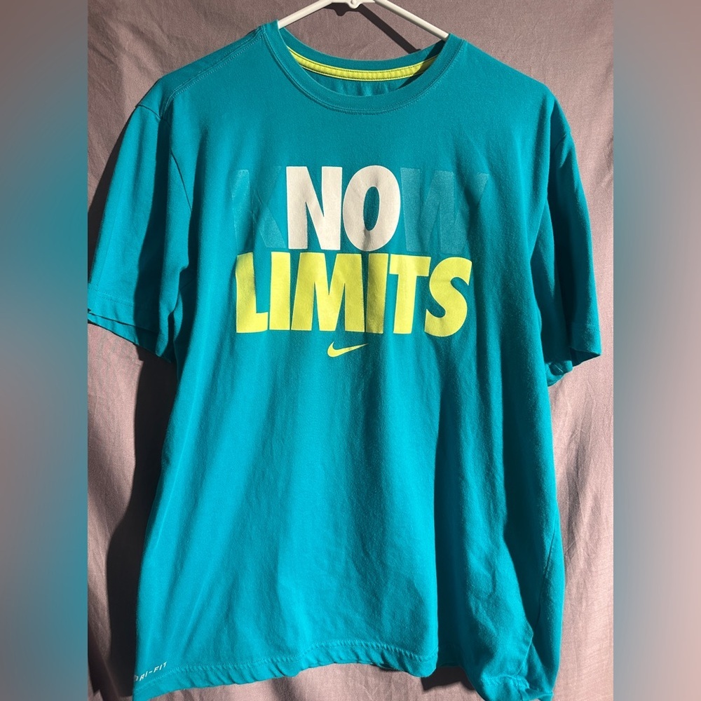 Nike Dri-FIT “No Limits” Graphic Tee Women’s XL Teal Yellow Athletic Shirt